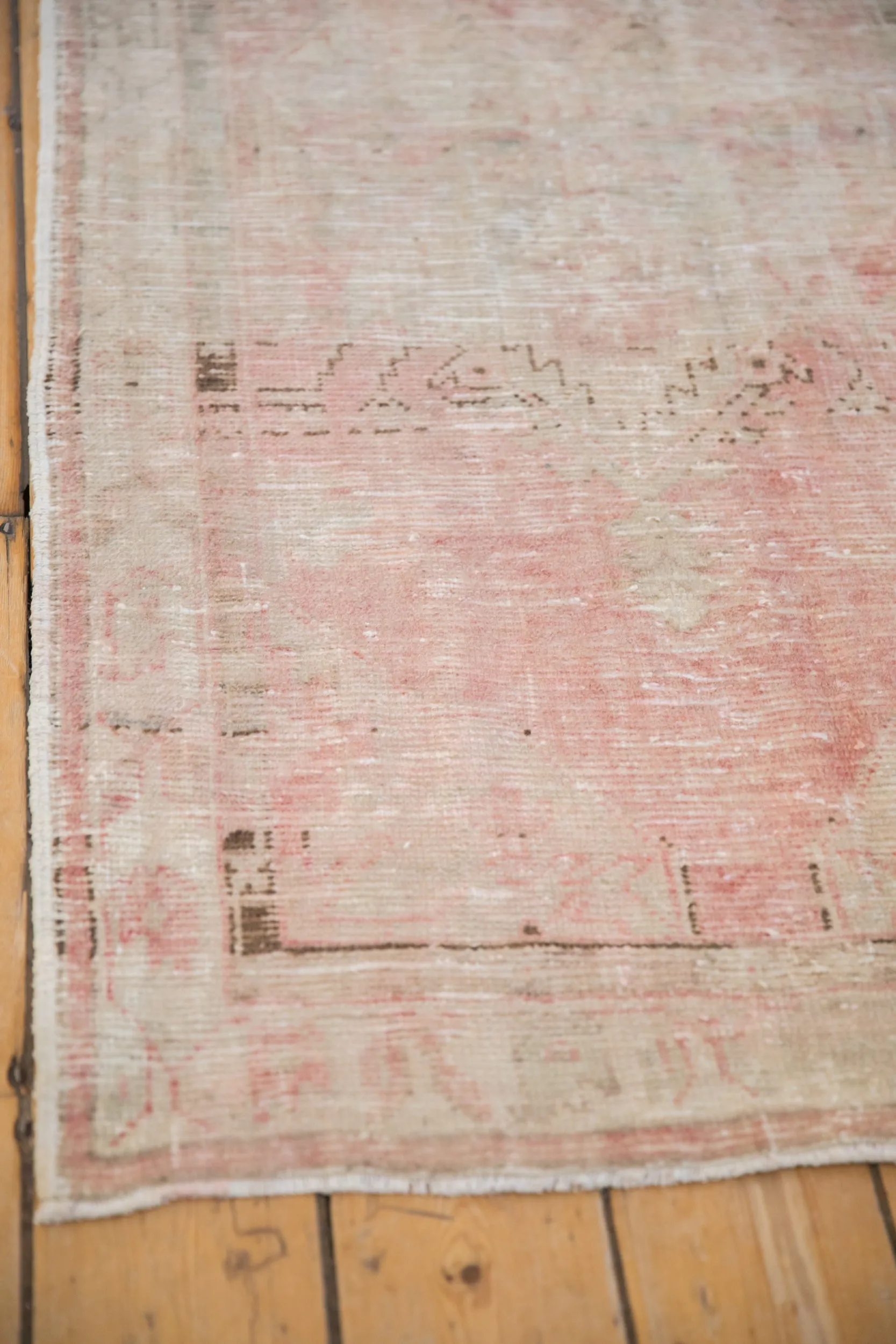 2.5x5.5 Vintage Distressed Oushak Rug Runner