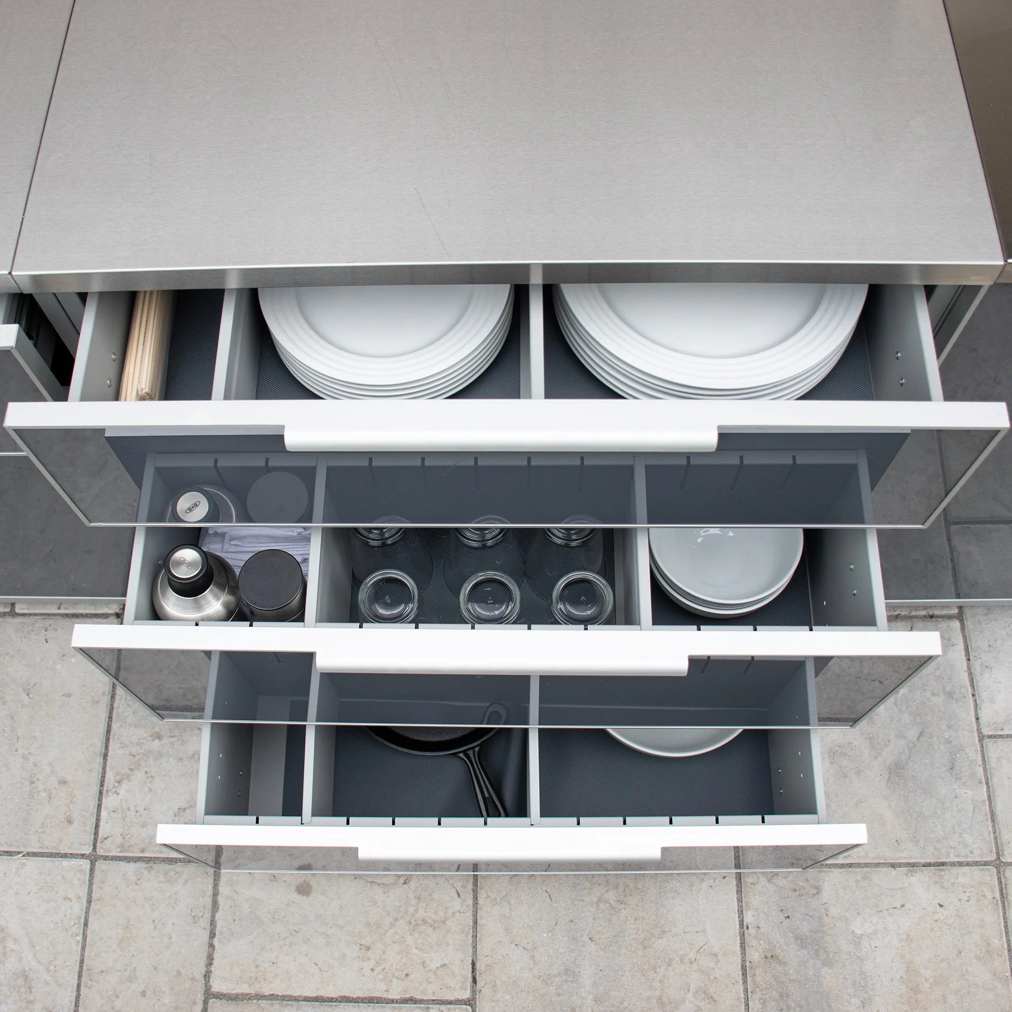 3 Drawer Outdoor Kitchen Cabinet