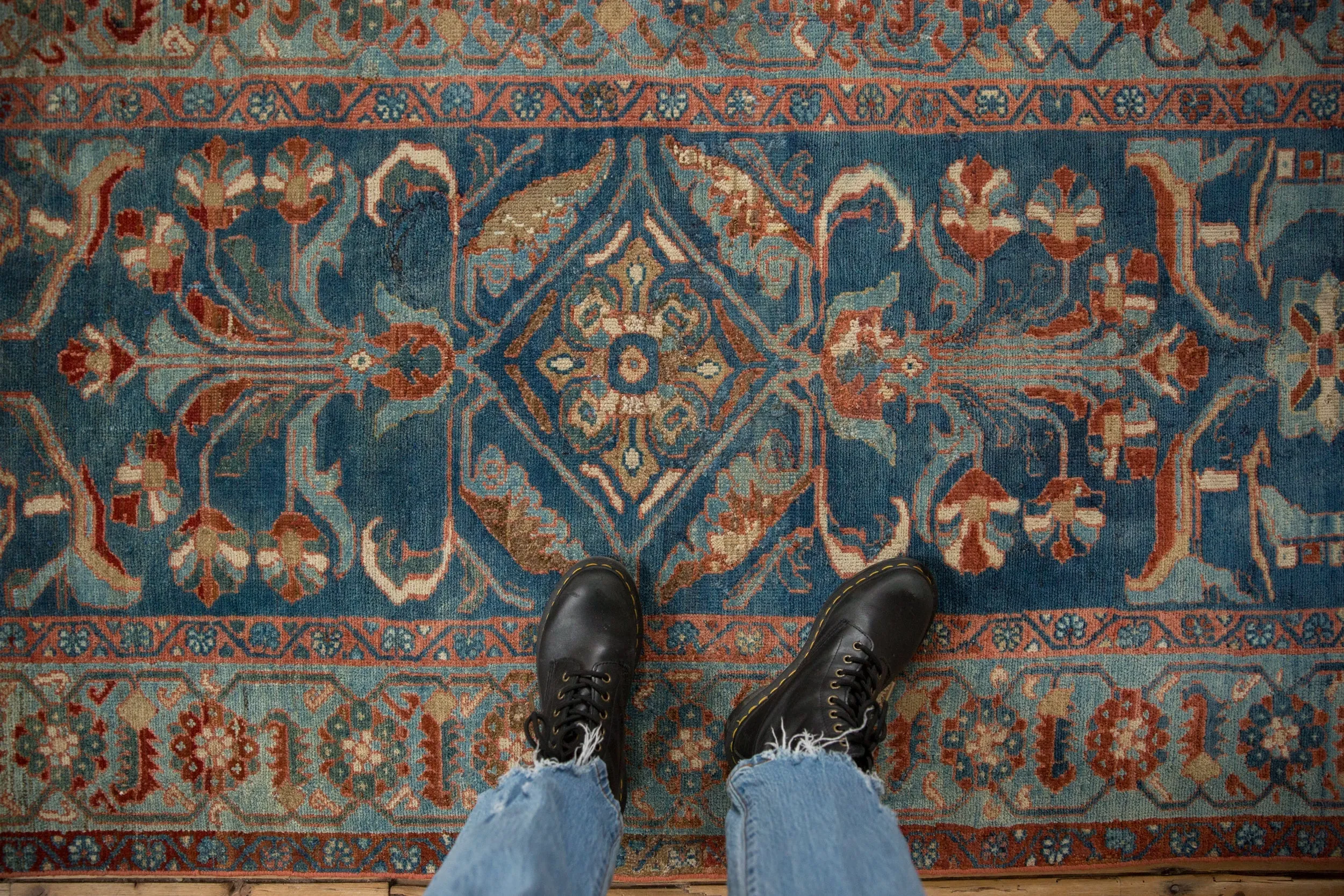 3.5x7.5 Vintage Distressed Mehriban Rug Runner