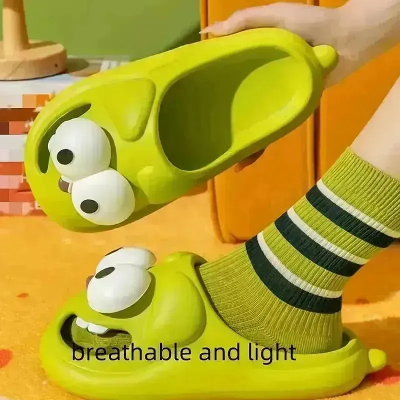 Adorable Kissing Cartoon Fashion Slides
