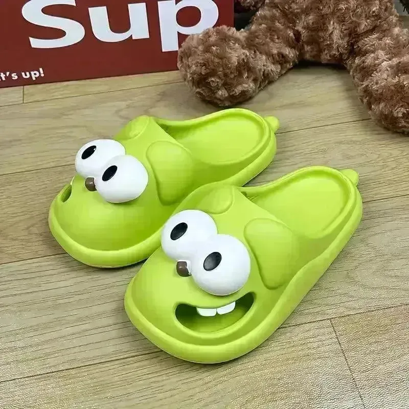 Adorable Kissing Cartoon Fashion Slides