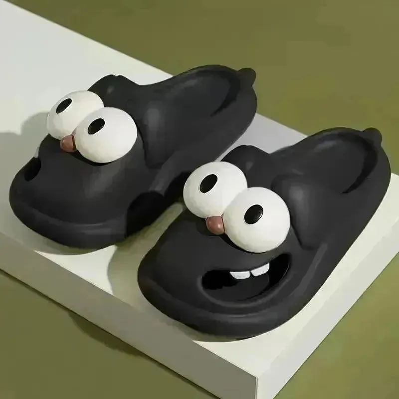 Adorable Kissing Cartoon Fashion Slides
