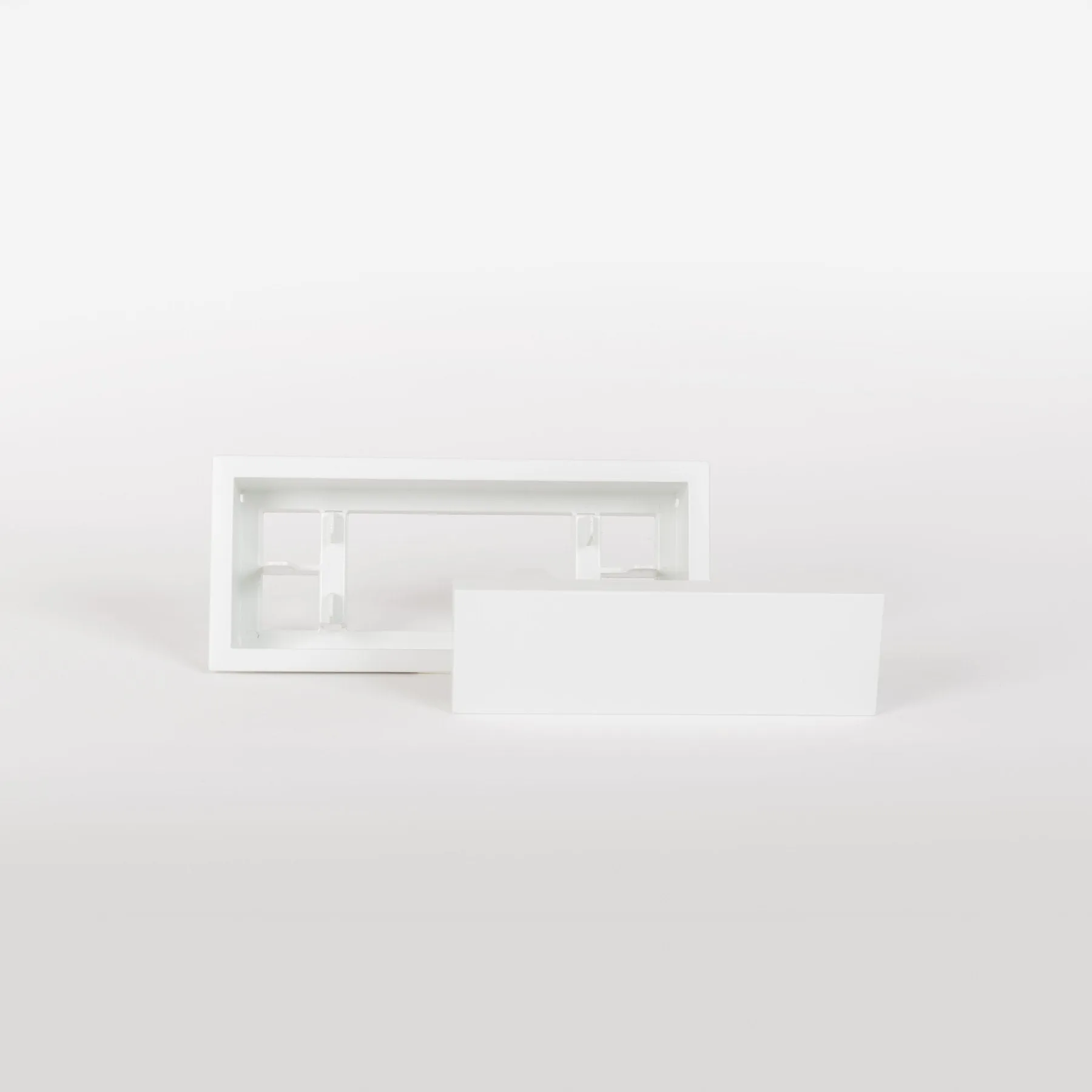 Aria Lite Framed Wall Vent