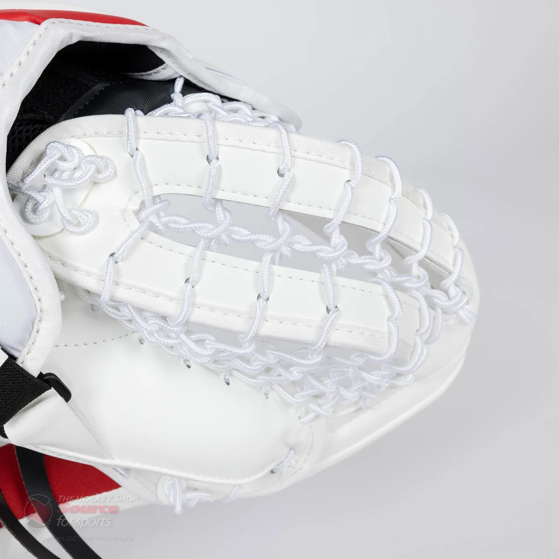 CCM Extreme Flex E5.5 Senior Goalie Catcher