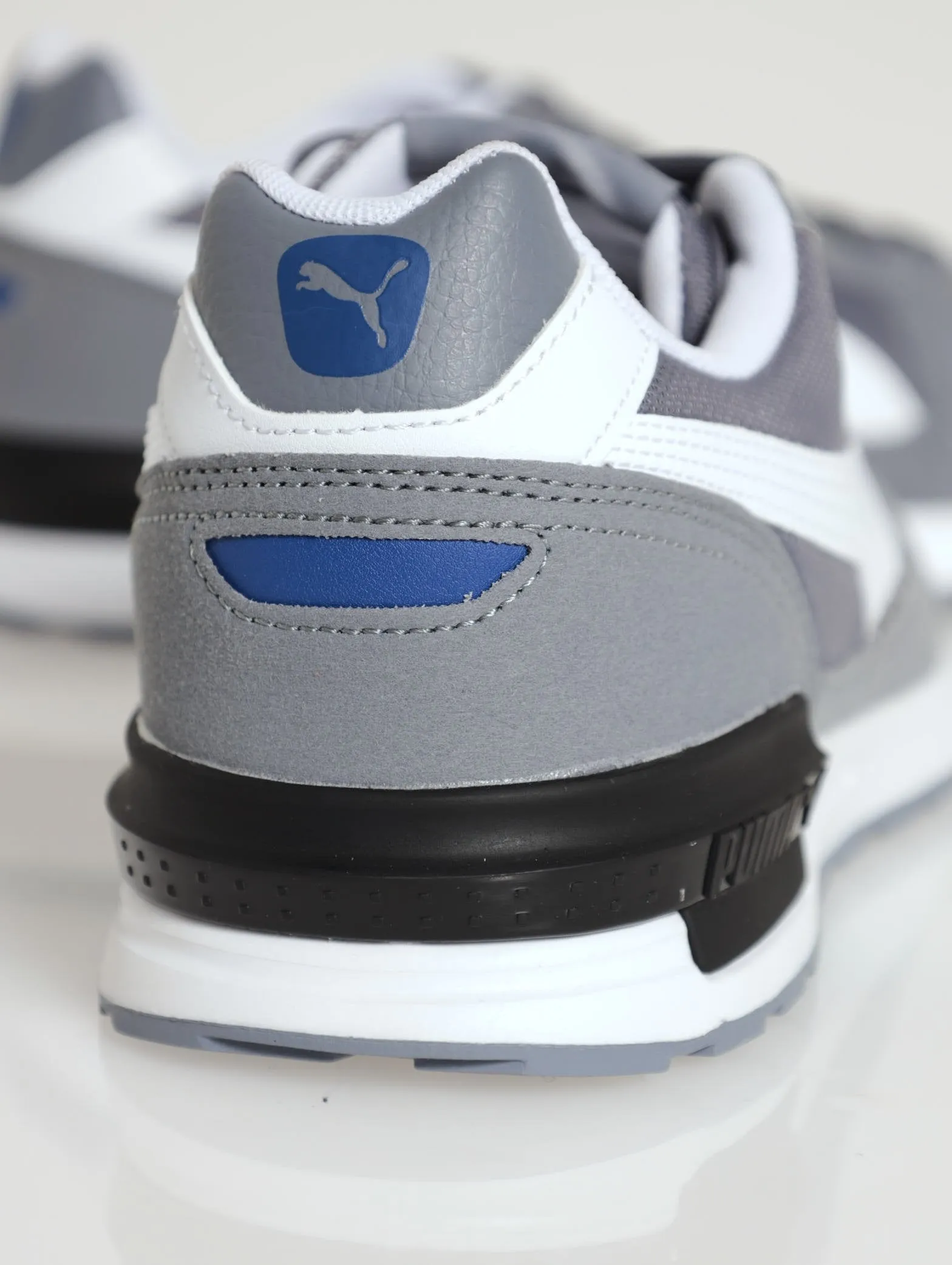 Graviton Sneaker - Light Grey
