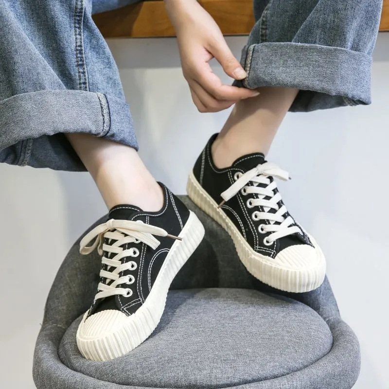 Low Top Breathable Casual Shoes