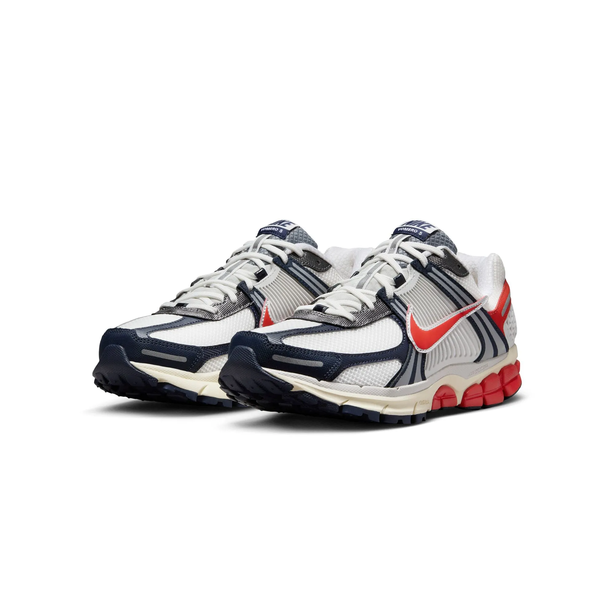 Nike Mens Zoom Vomero 5 Shoes