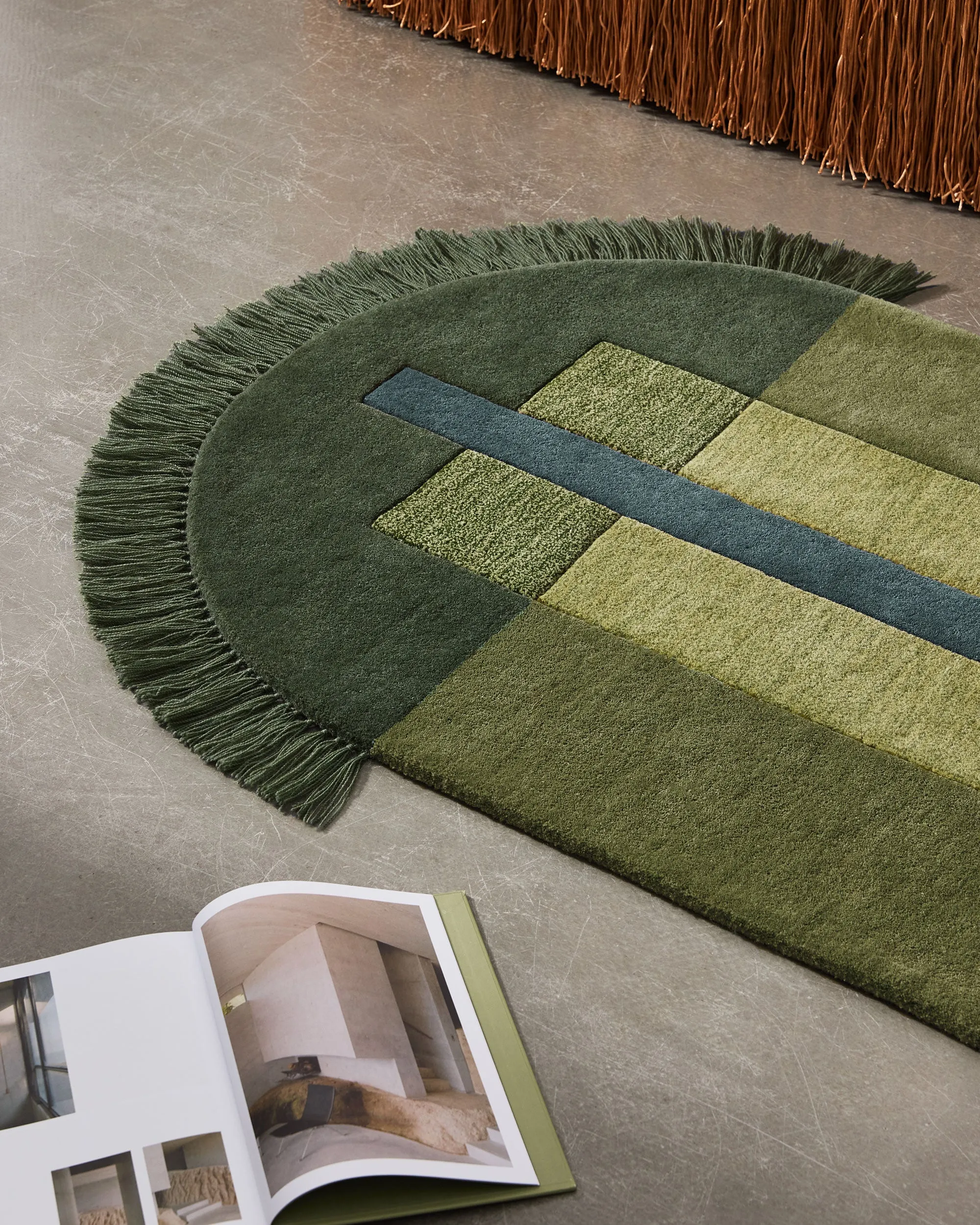 Overlay Rug - Large Runner Green