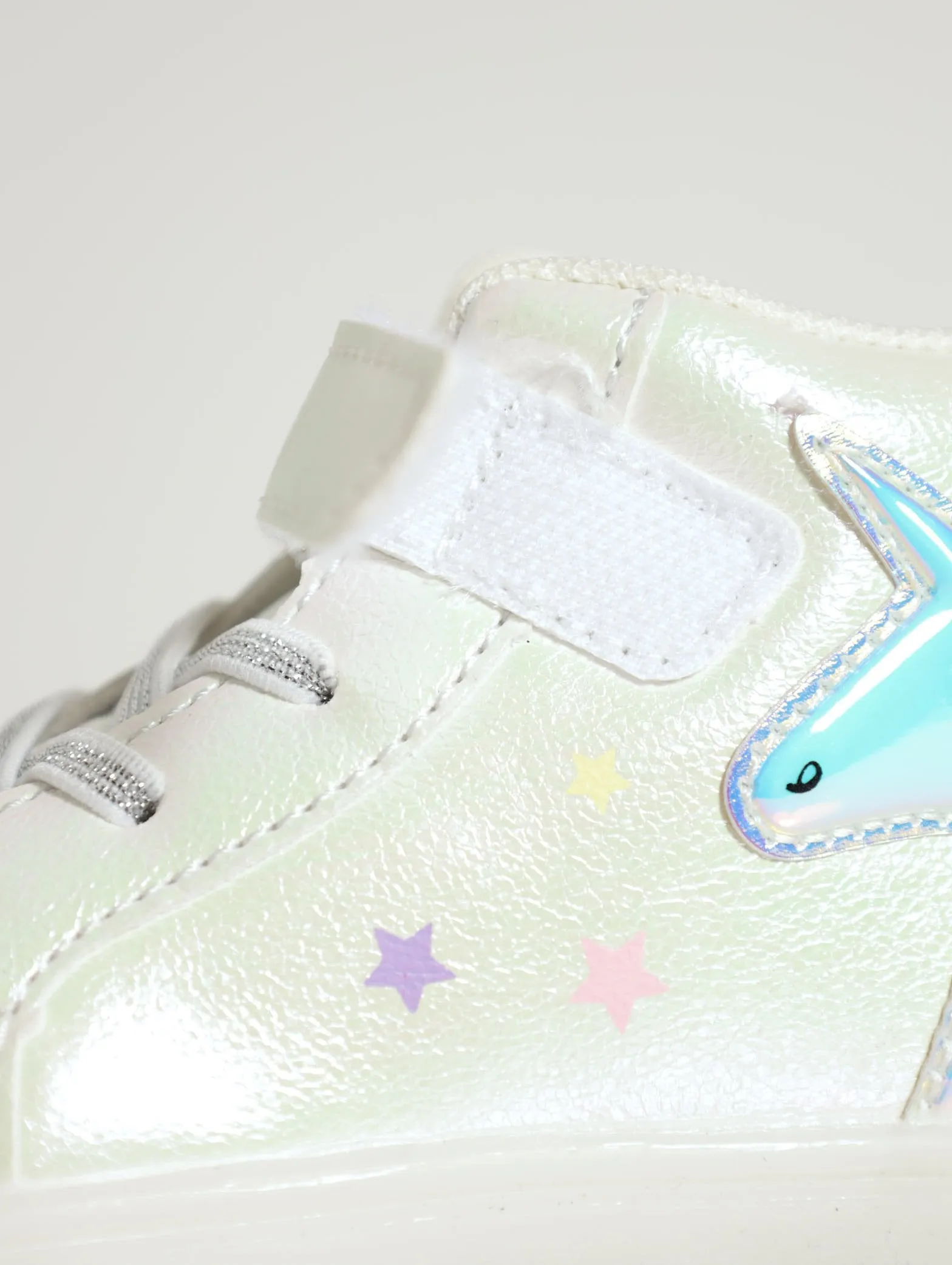 Pre-Girls Unicorn Light Up Hi-Top Sneaker - White