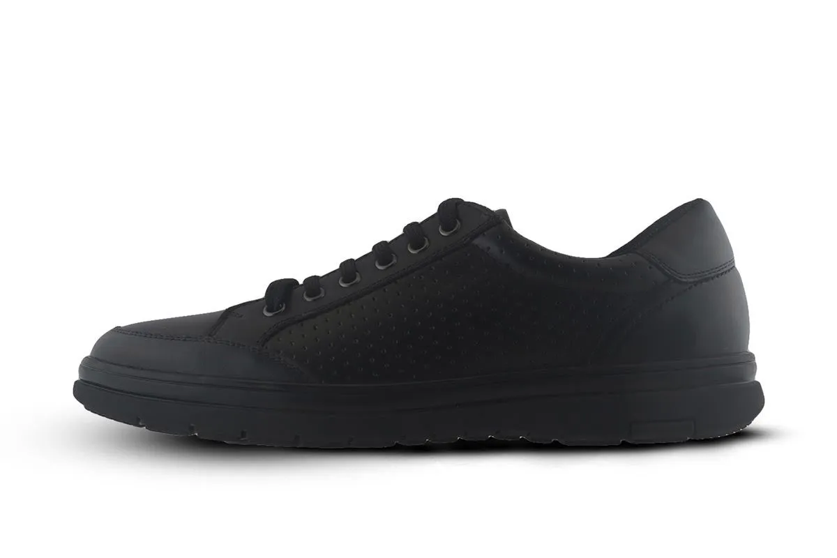 Robert Black Low Top Sneakers
