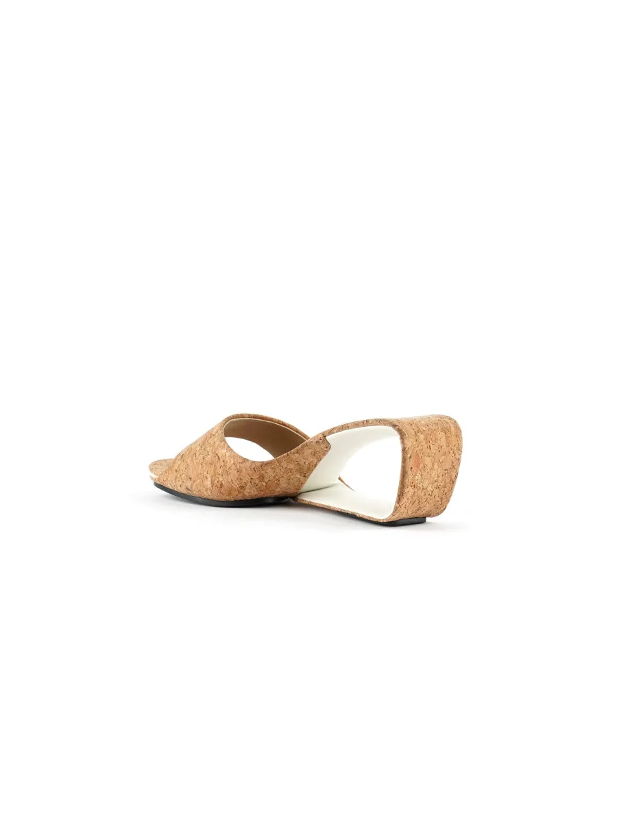 Twisted Upper Heel Genuine Leather Sawdust Slide