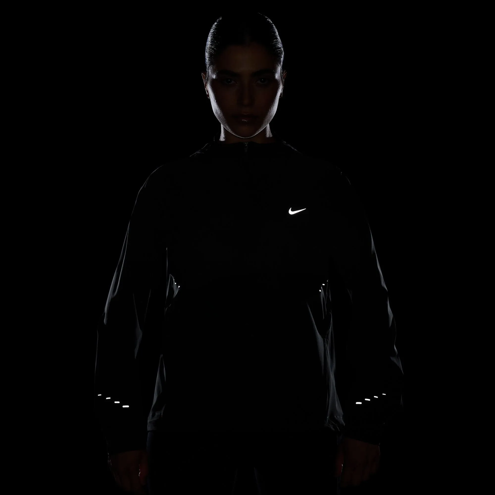 Women's Swift Repel Packable Running Jacket (010 - Black/Reflective Silver)