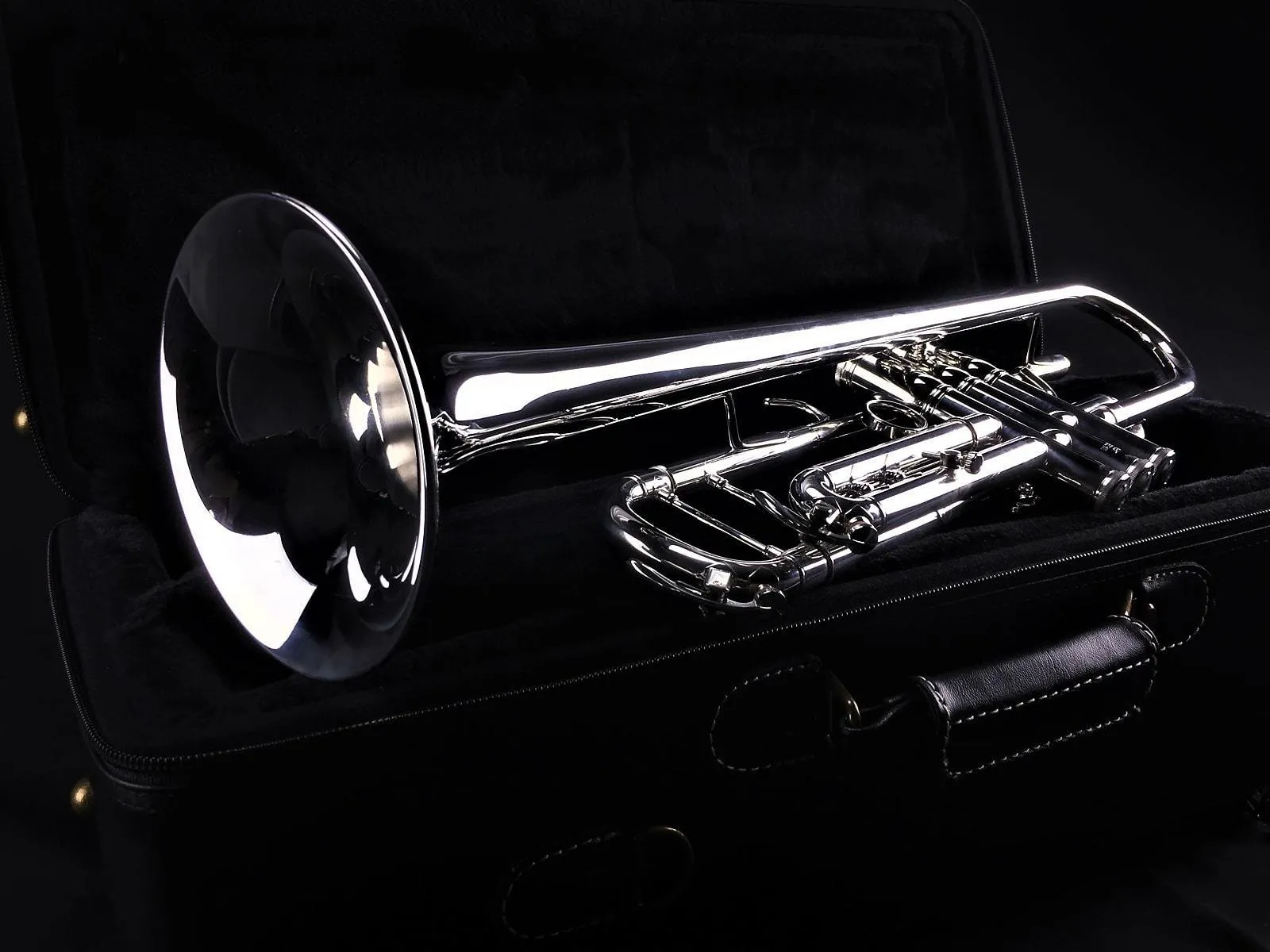 Yamaha YTR-8335IIS Xeno Bb Trumpet, Silver (Special Order)